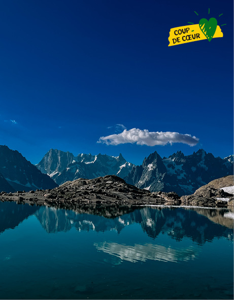 Le lac Blanc et le reflet des aiguilles de Chamonix, notre coup de cœur