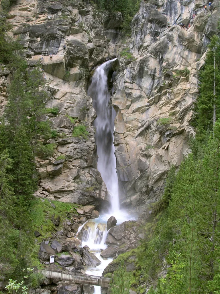 Via ferrata de la Cascade de la Fraîche