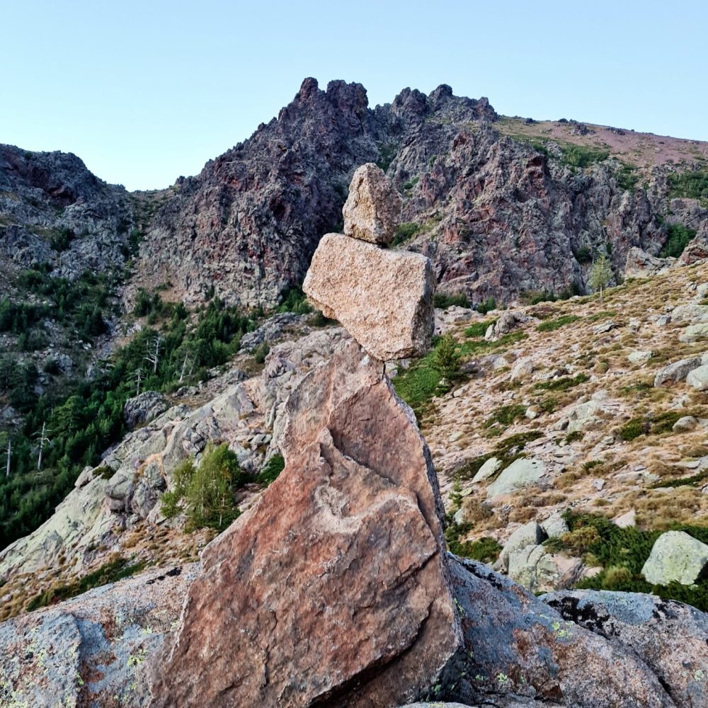 cairn randonnée corse